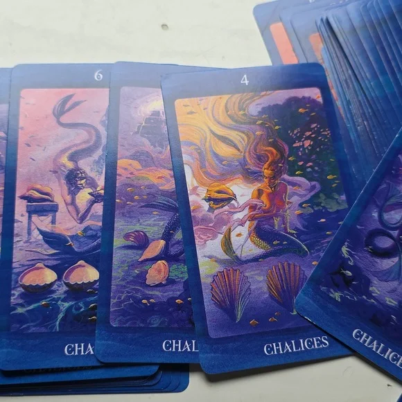 Tarot of Mermaids Deck Mauro De Luca , Pietro Alligo 78 Card Deck - Picture 9 of 10